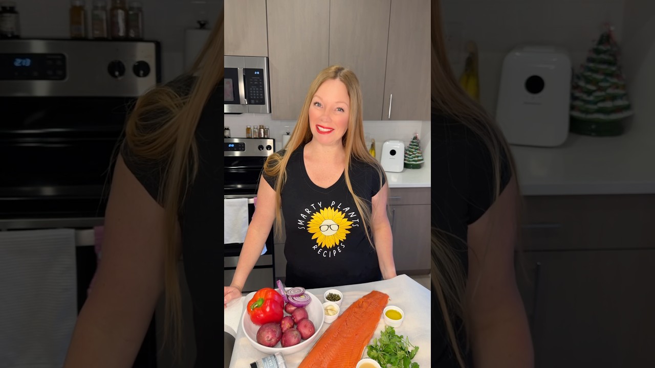 One Pan Salmon 🍽️ https://smartyplantsrecipes.com/one-pan-salmon/ #easydinner #salmonrecipes